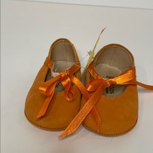 NWT Orange Pazitos Baby Slip On Shoe Size 2